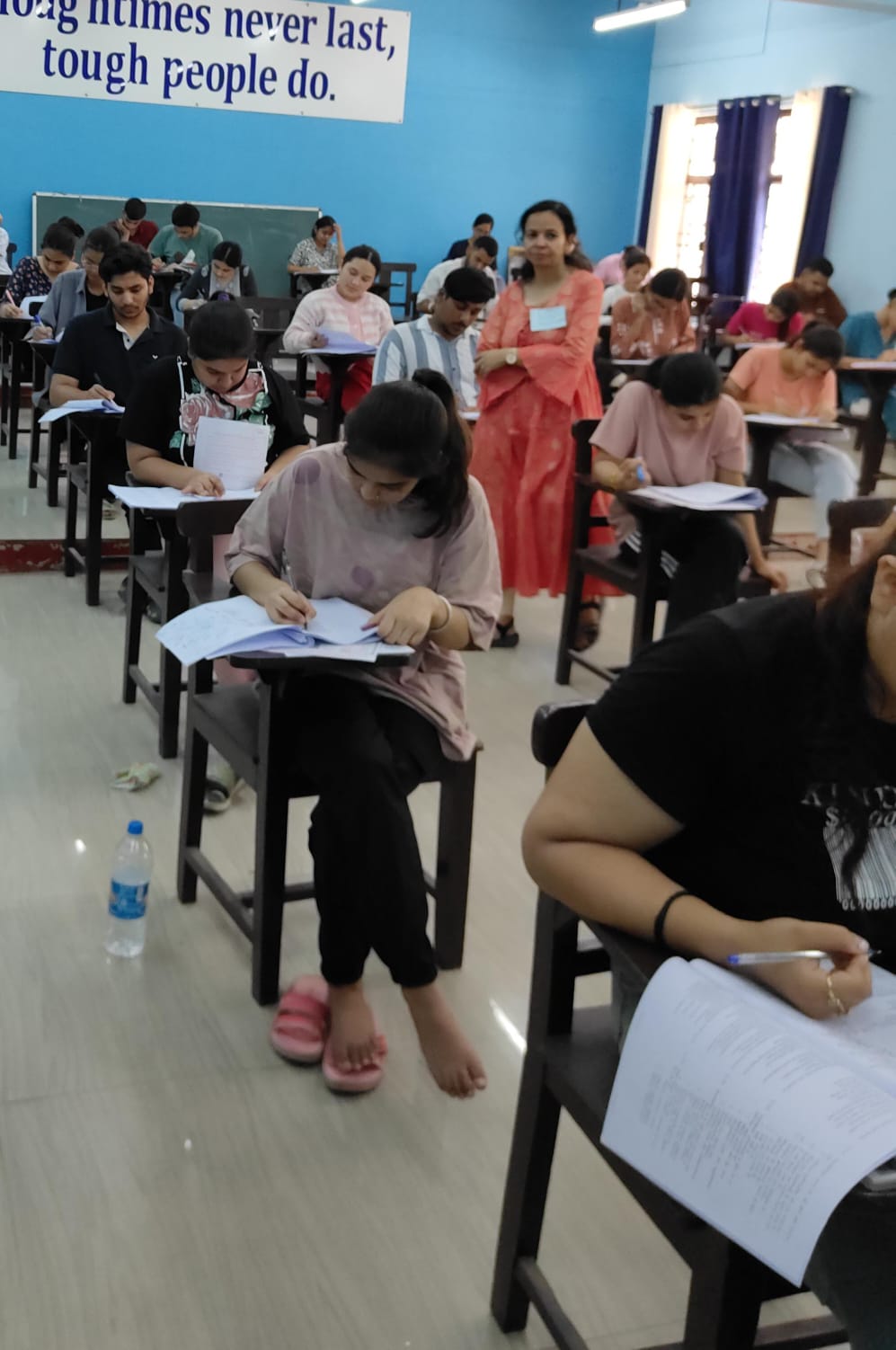 (पंत विश्वविद्यालय) यूजी में 7809 व एमसीए में 96 परीक्षार्थियों ने दी प्रवेश परीक्षा, सकुशल आयोजित